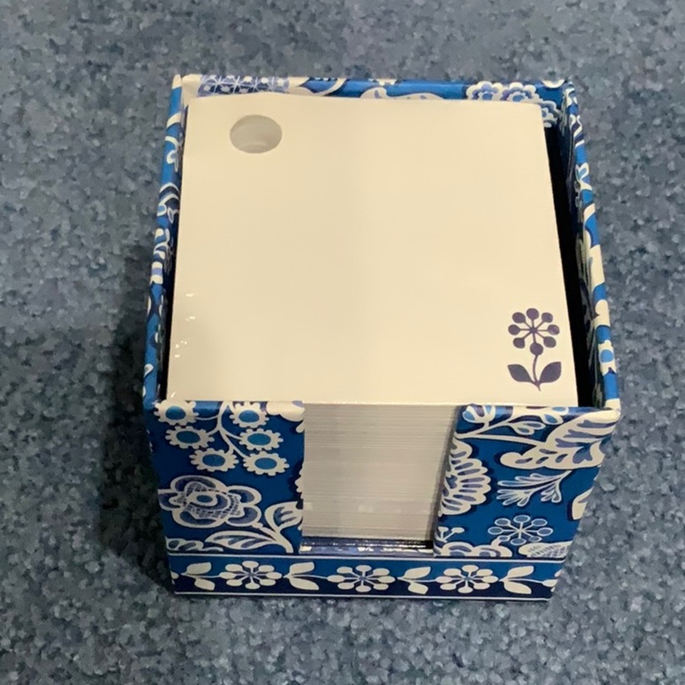 Vera Bradley Note Paper Cube - new